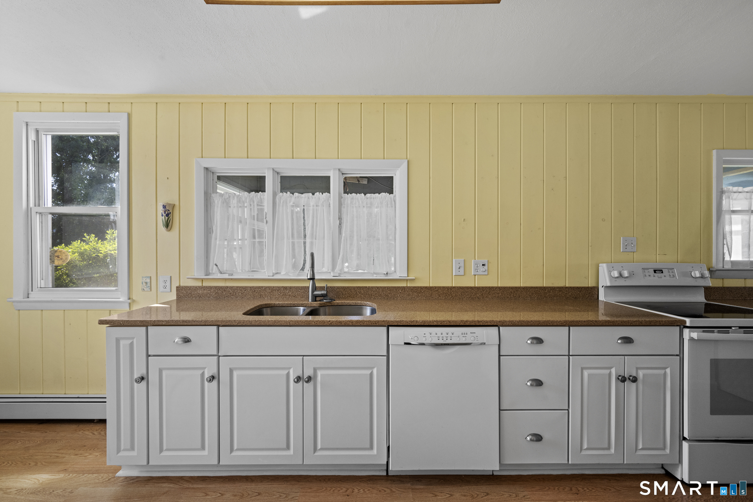 44 Sea View Avenue East Lyme CT 06357