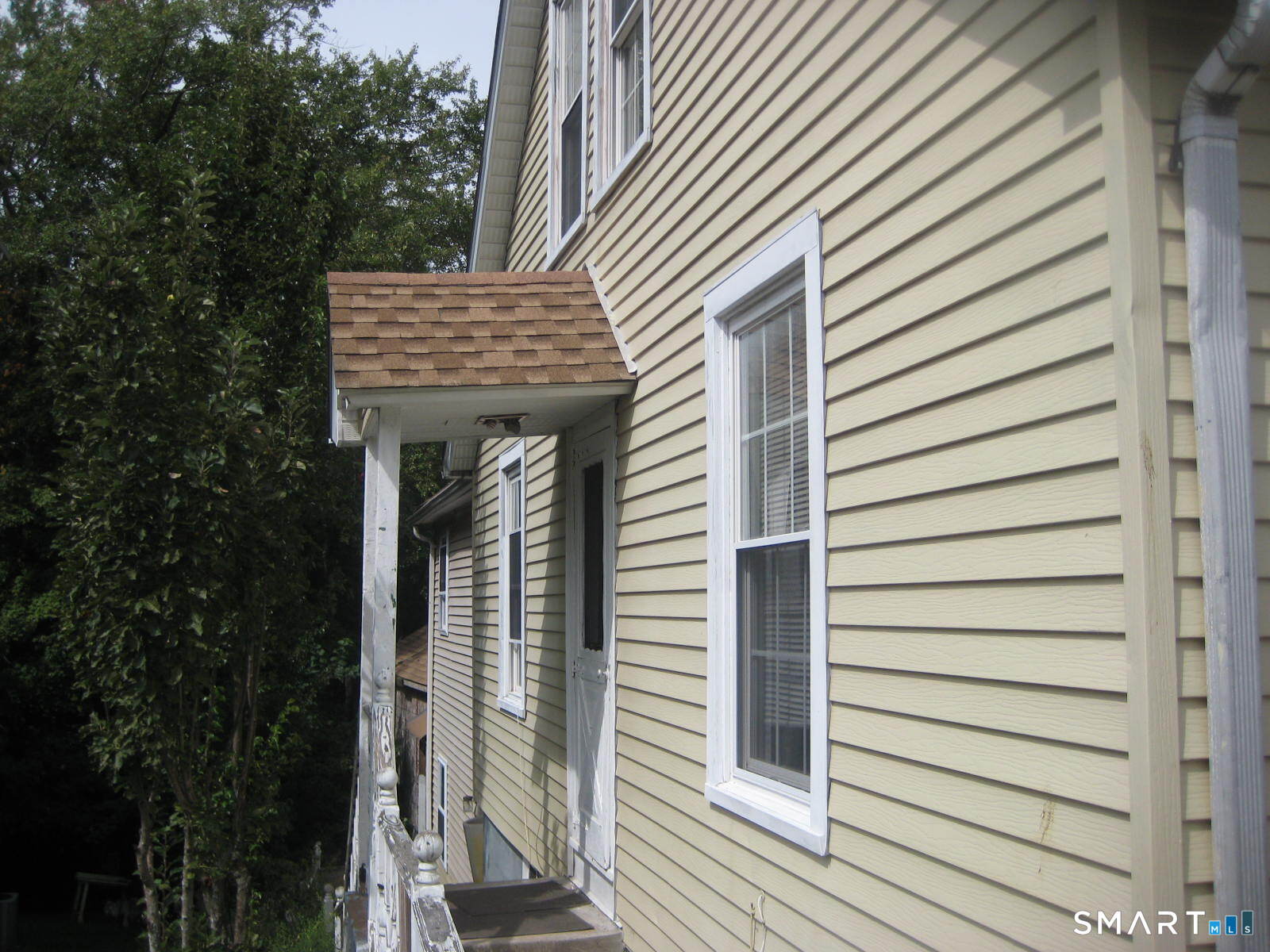21 Brainerd Road Branford CT 06405