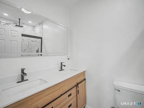 61 Fairview Avenue Enfield CT 06082