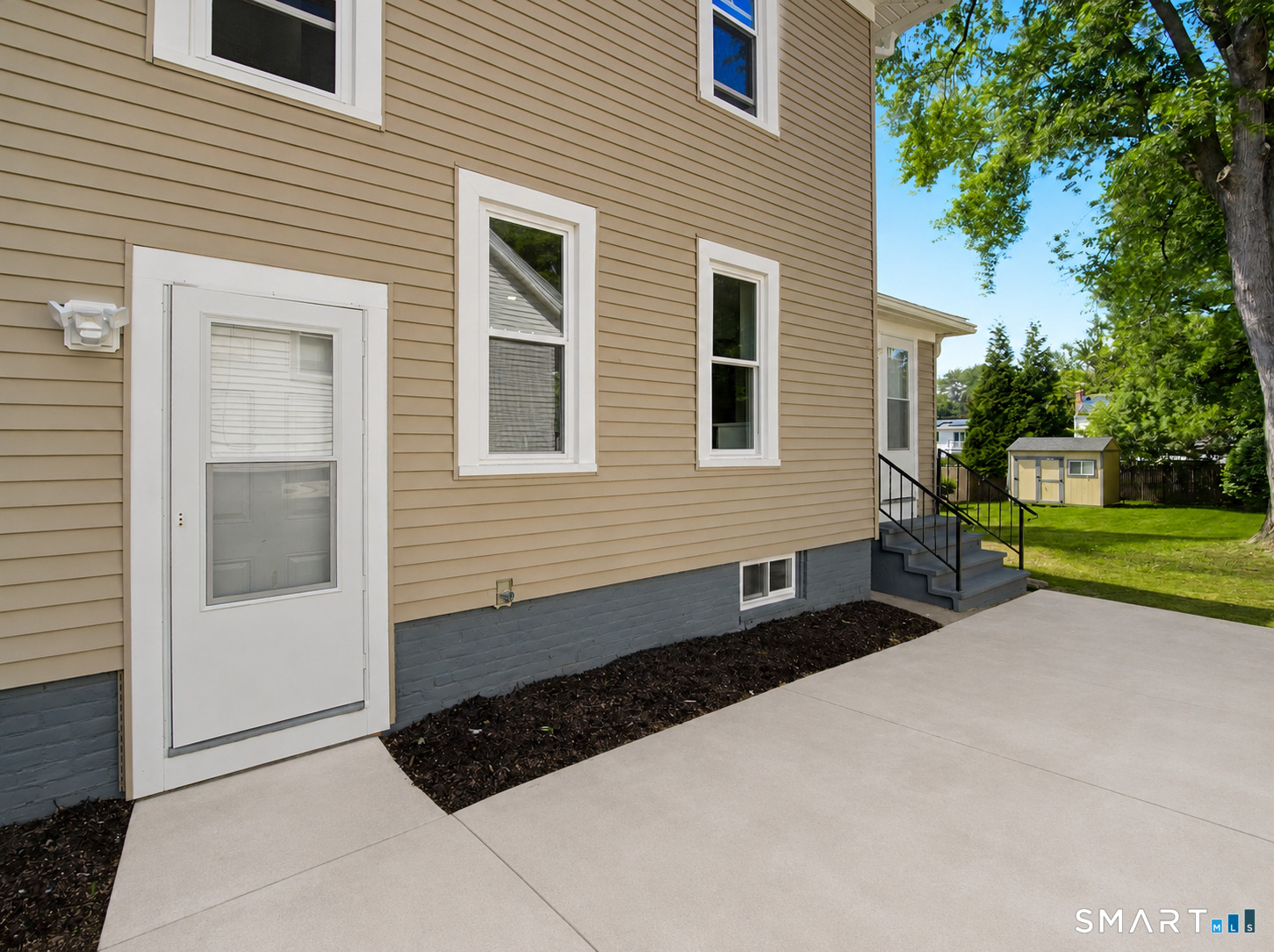 61 Fairview Avenue Enfield CT 06082