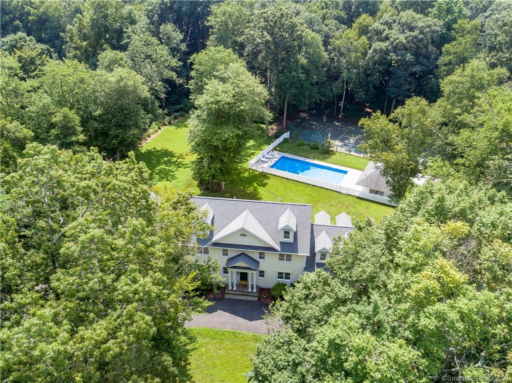 10 Snowberry Lane New Canaan CT 06840