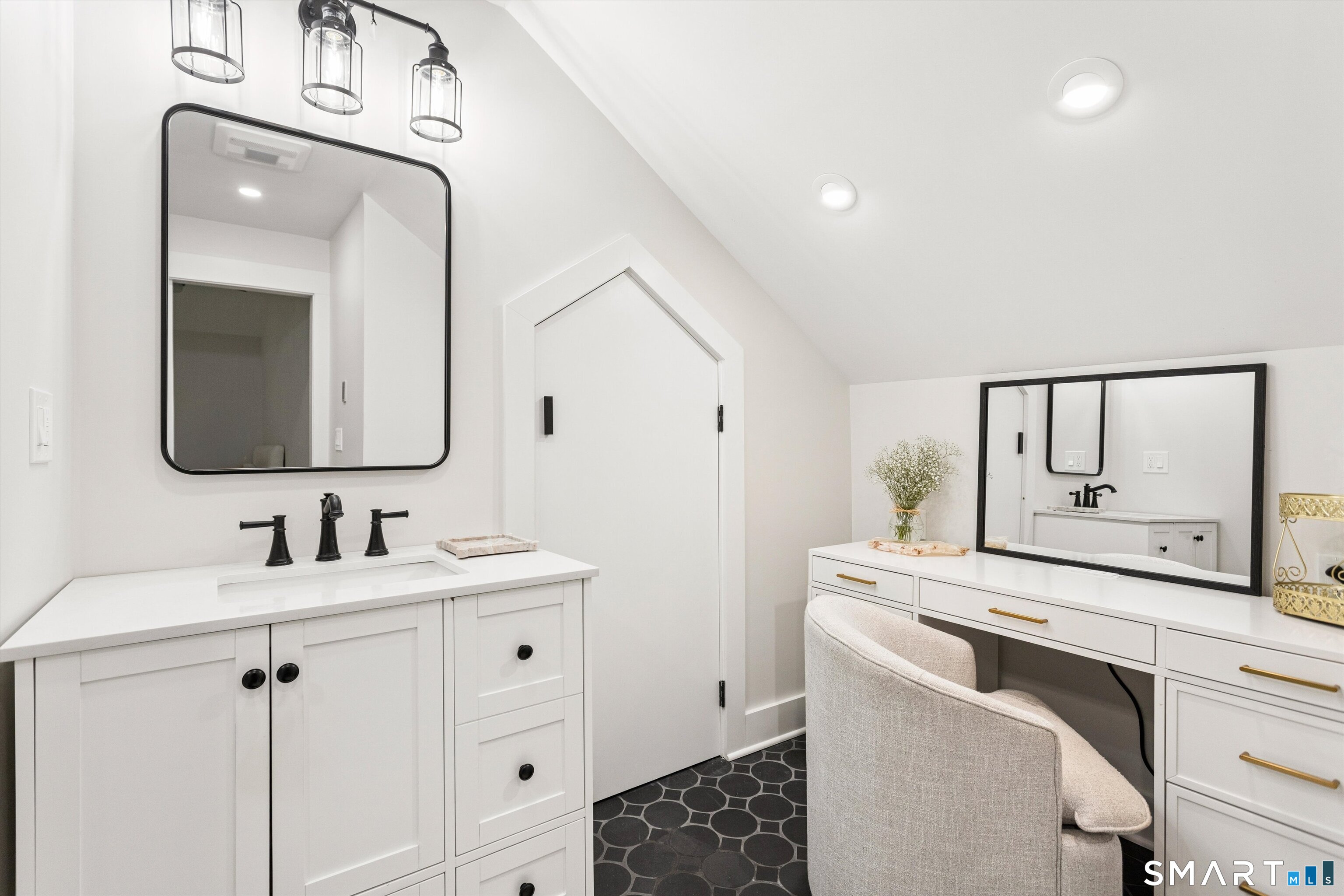 110 Chestnut Land Road New Milford CT 06776