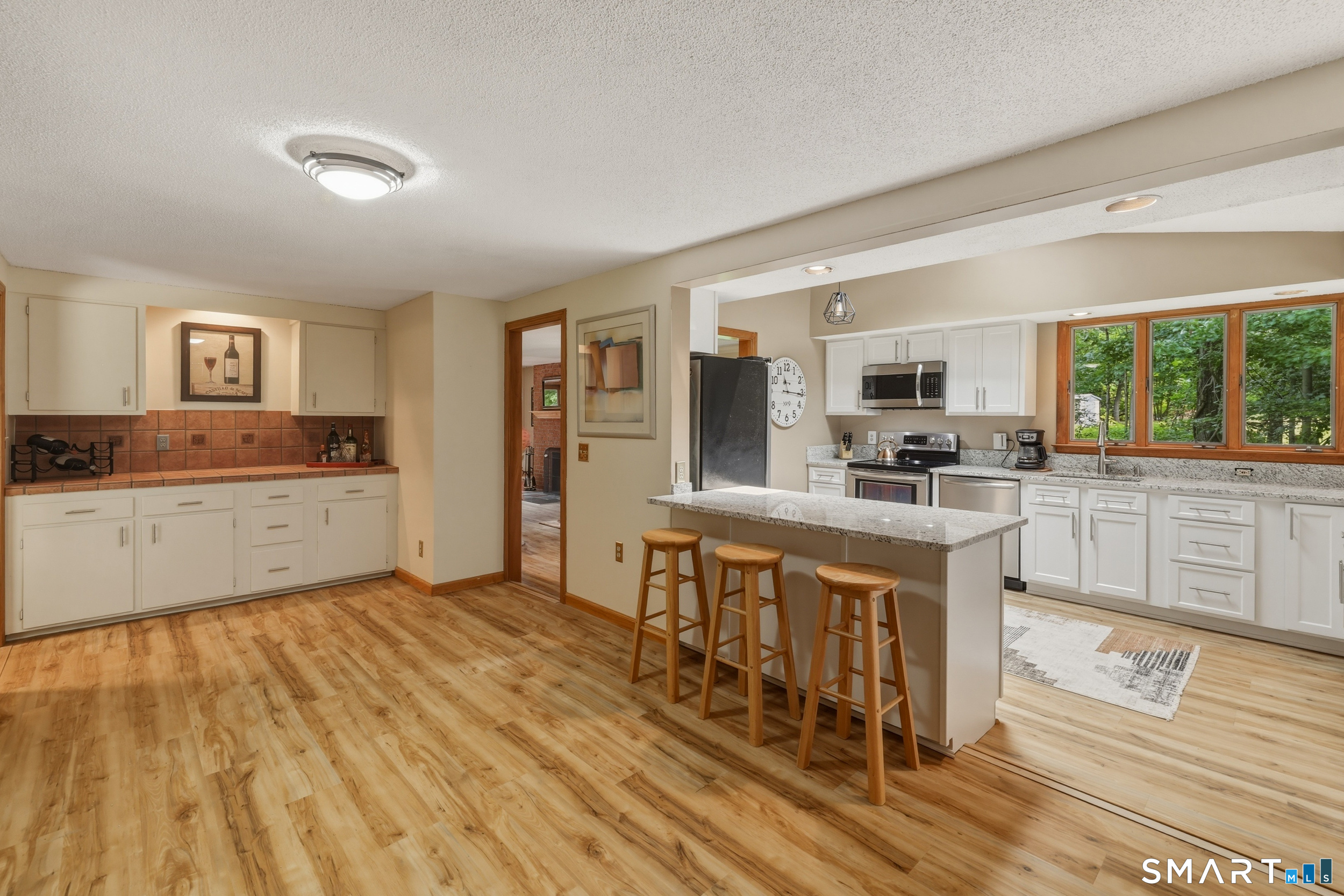 30 Grant Hill Road Bloomfield CT 06002