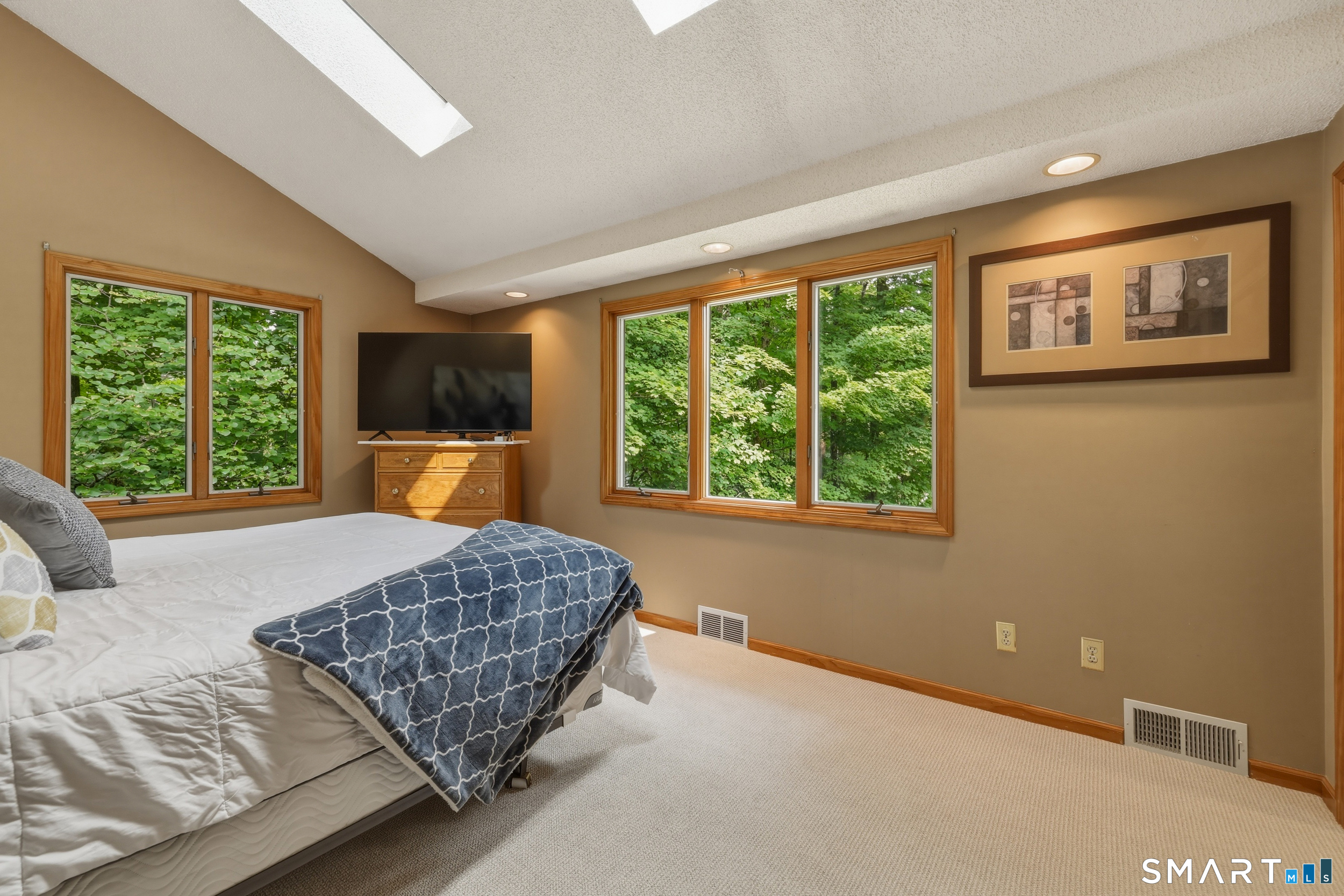 30 Grant Hill Road Bloomfield CT 06002