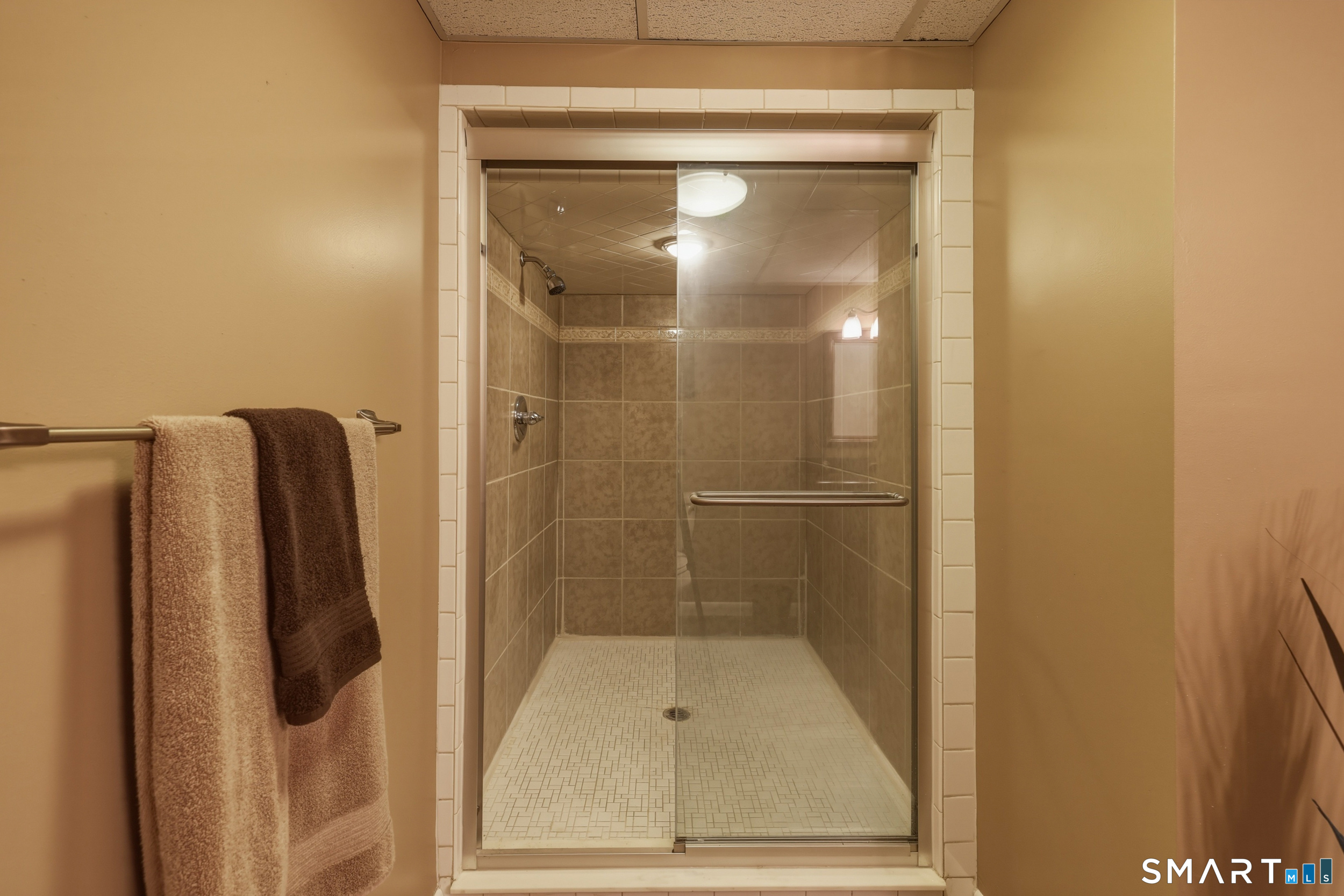 30 Grant Hill Road Bloomfield CT 06002