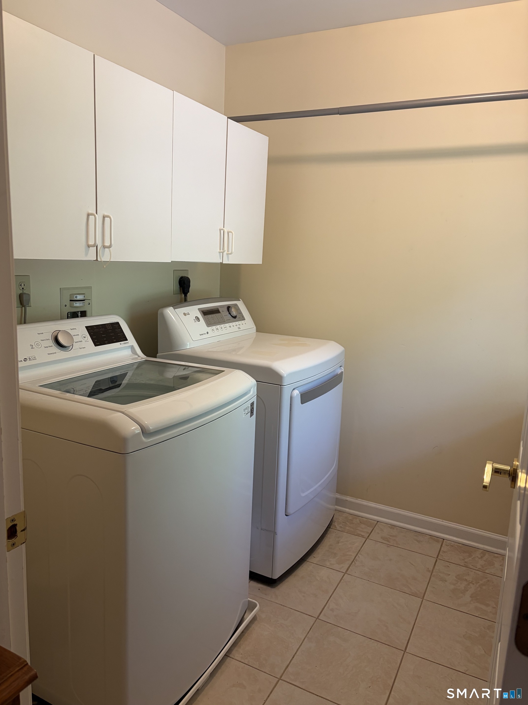 19 Tower Lane Shelton CT 06484
