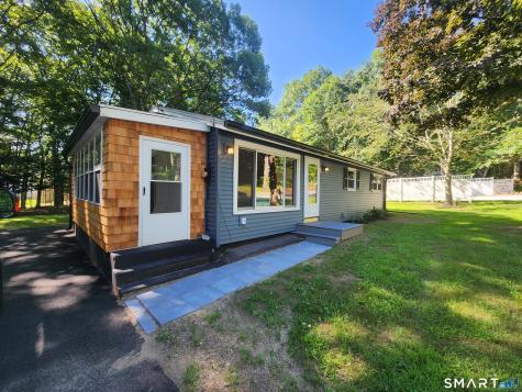 44 Richmond Road Putnam CT 06260