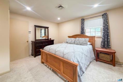 141 Sandy Lane Meriden CT 06450