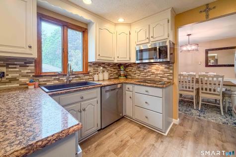 141 Sandy Lane Meriden CT 06450