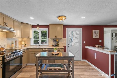 165 Brown Street Middletown CT 06457