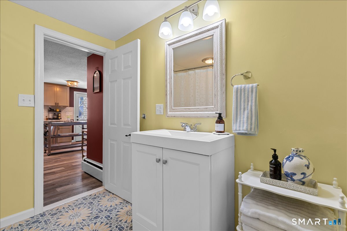 165 Brown Street Middletown CT 06457