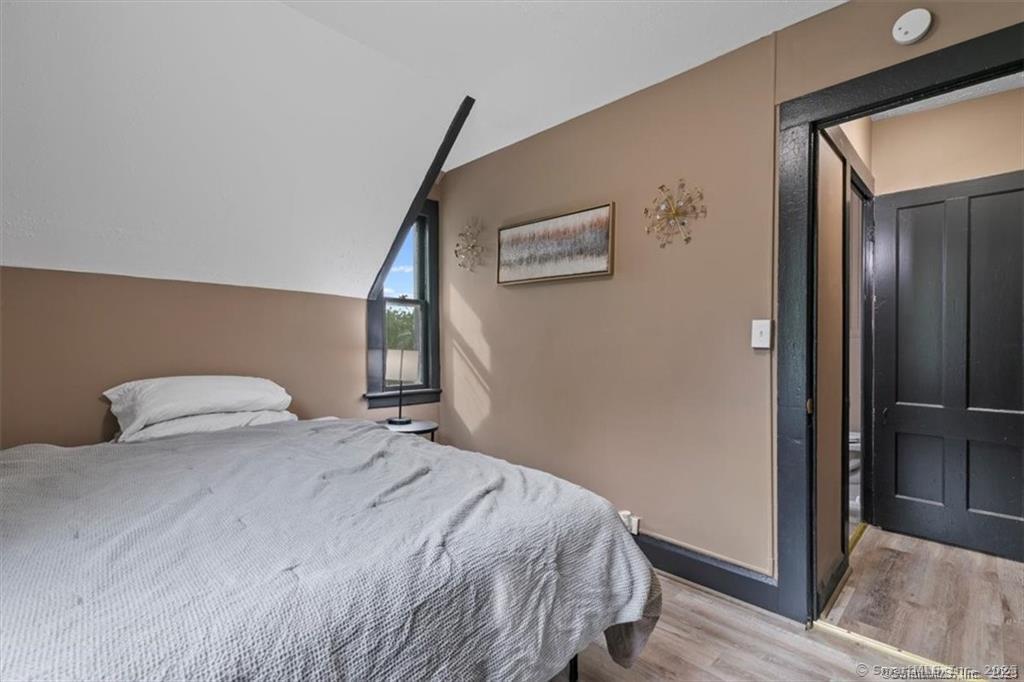 7 Swan Avenue Norwich CT 06360