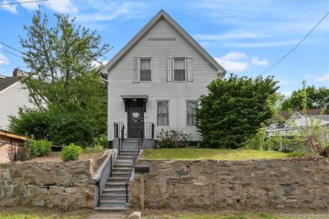 7 Swan Avenue Norwich CT 06360