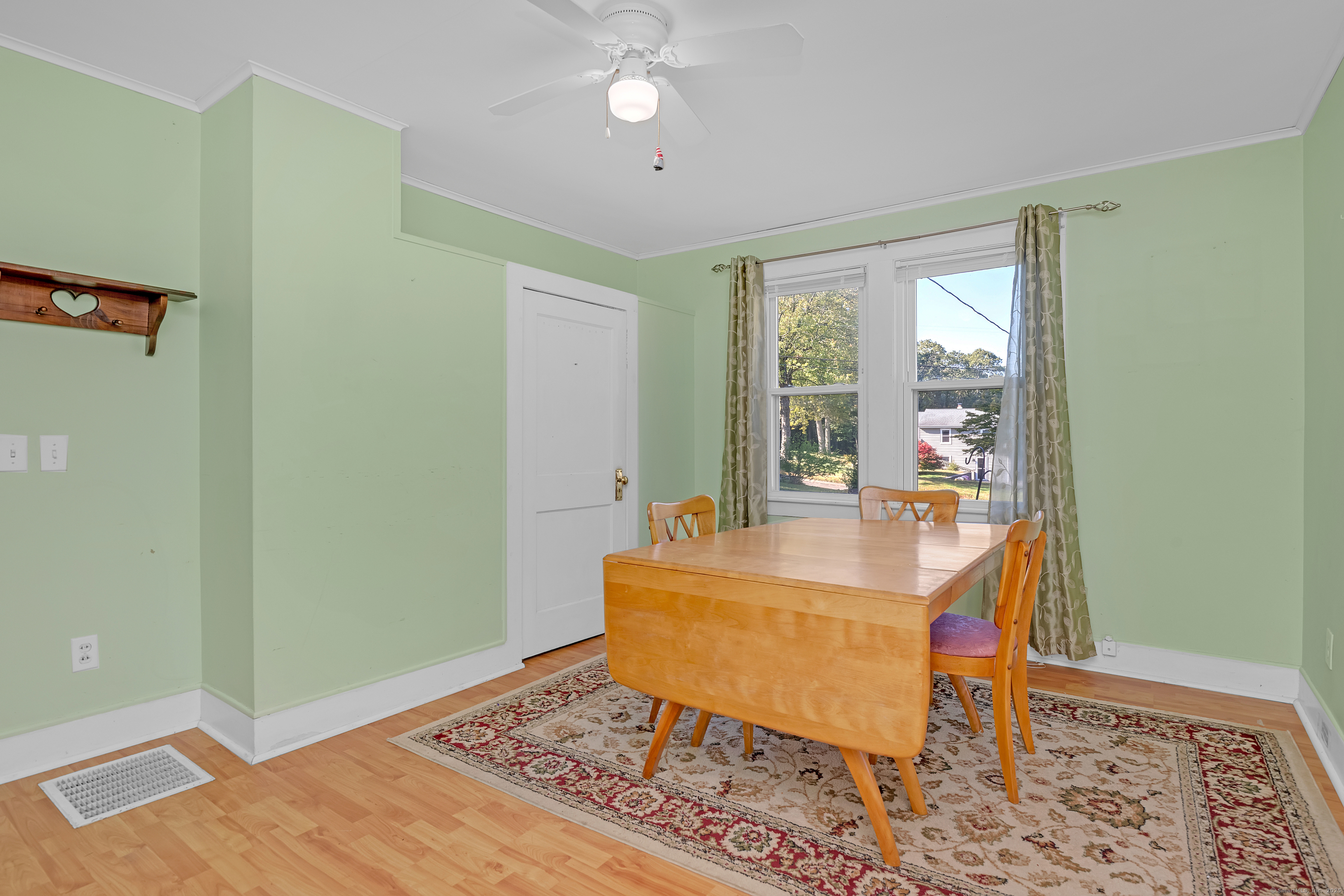 46 Chestnut Hill Road East Hampton CT 06424