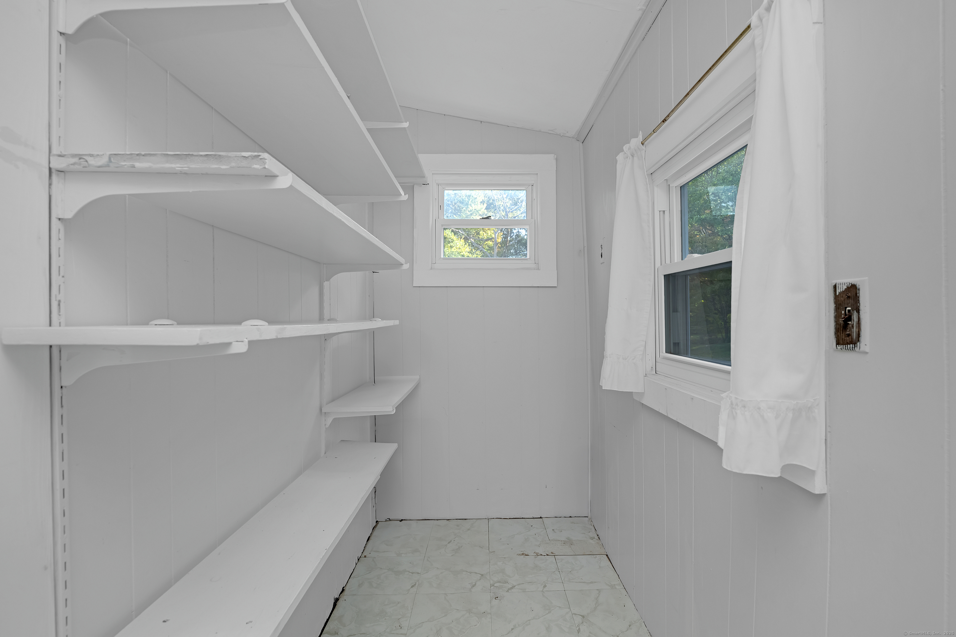 46 Chestnut Hill Road East Hampton CT 06424