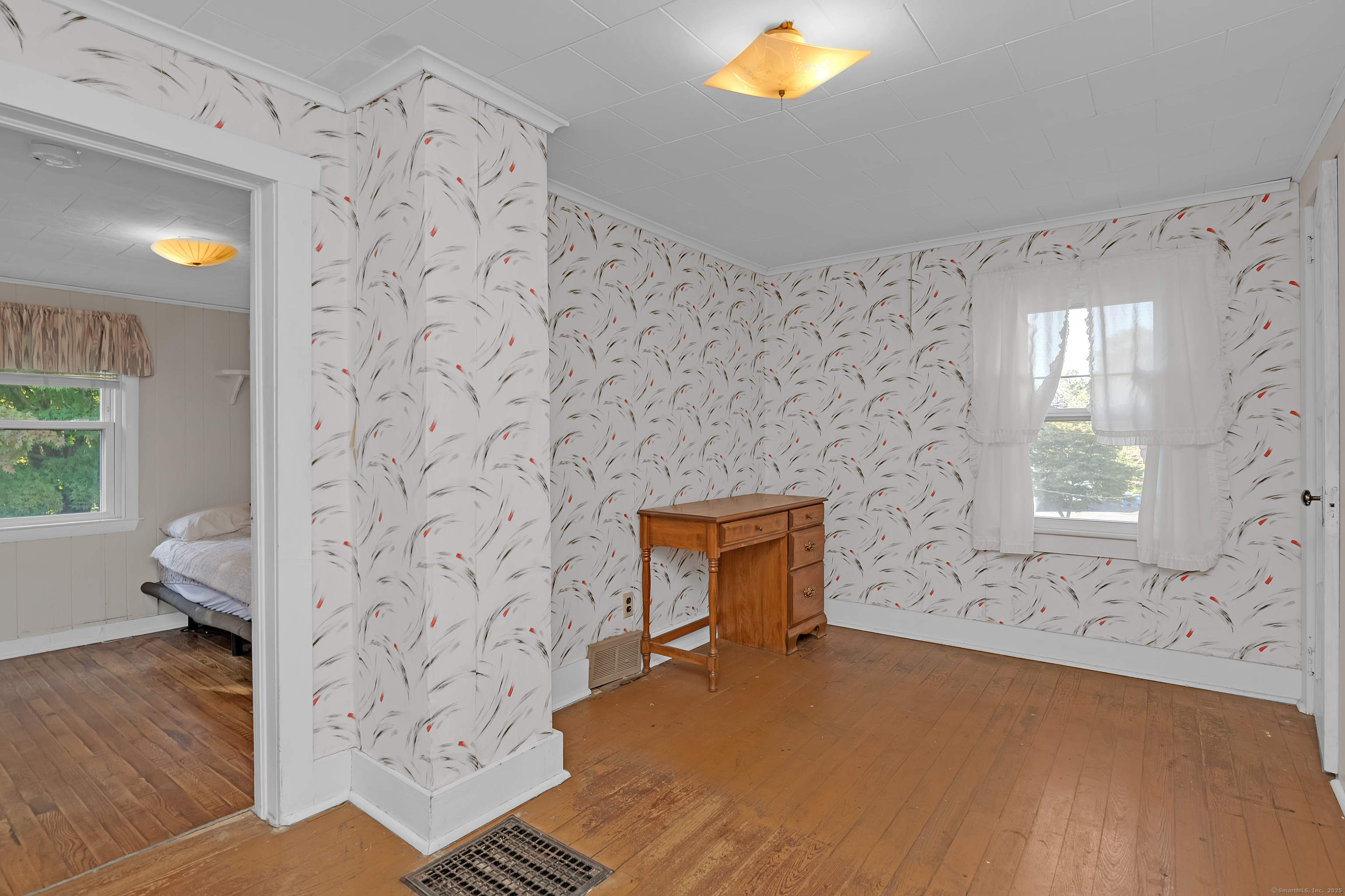 46 Chestnut Hill Road East Hampton CT 06424