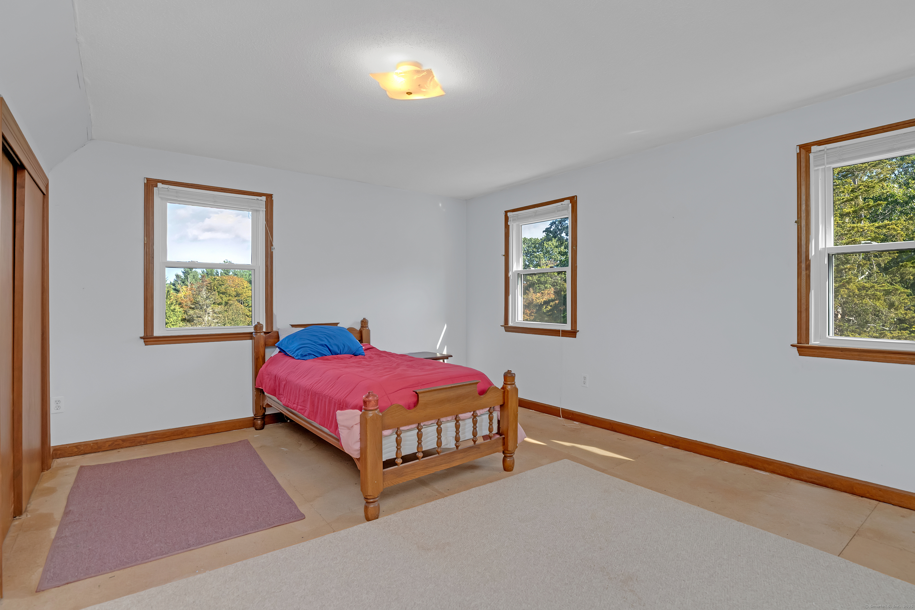 46 Chestnut Hill Road East Hampton CT 06424