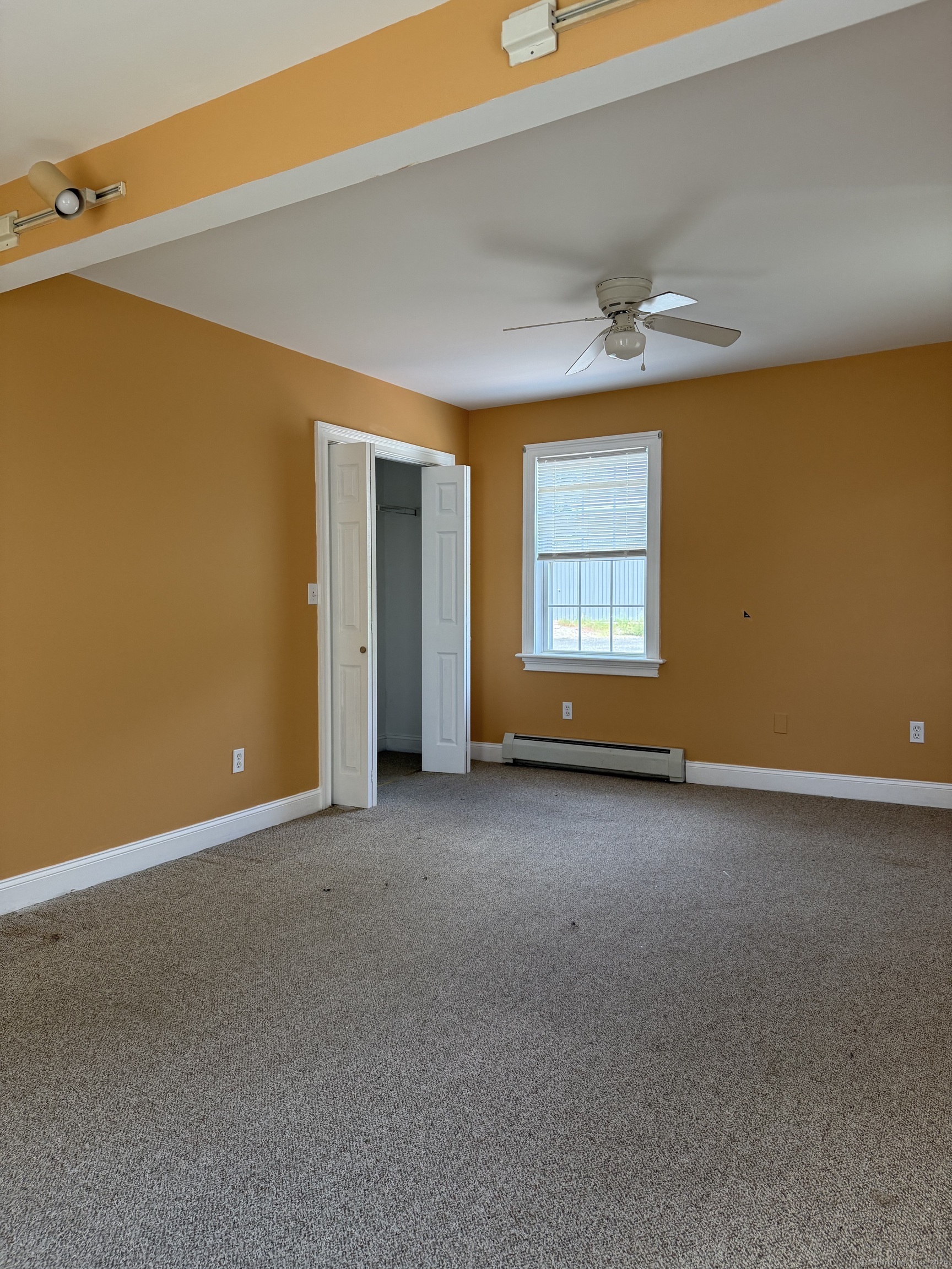 300 Bradley Street East Haven CT 06512