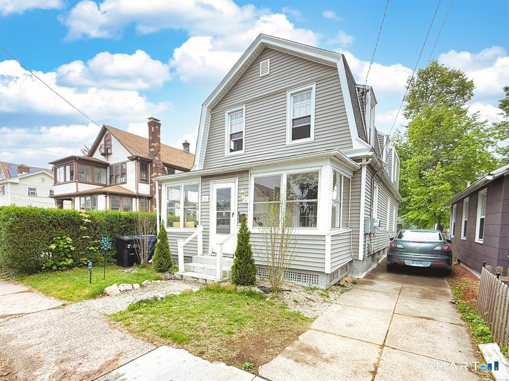 124 Richards Street West Haven CT 06516