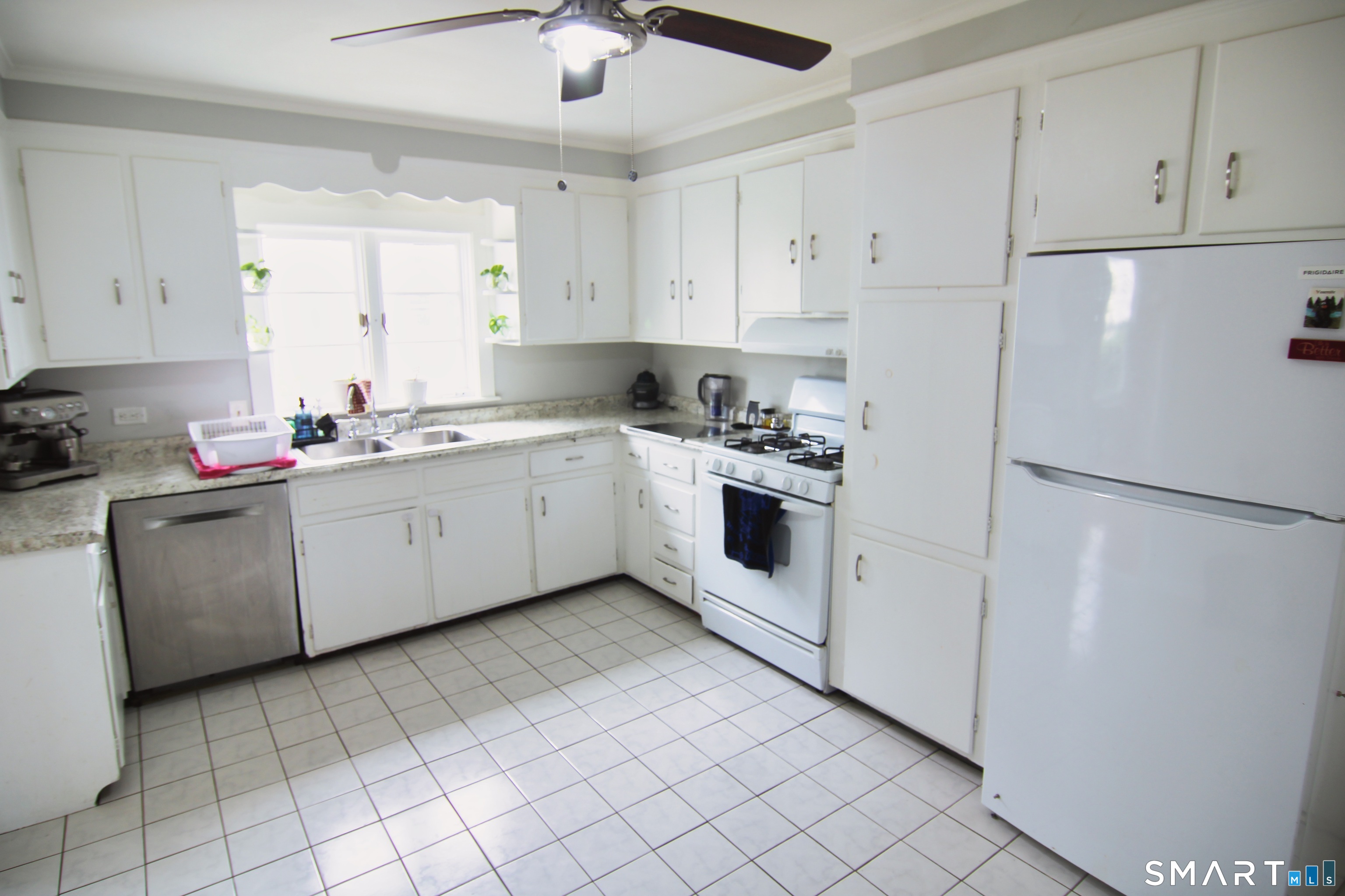 124 Richards Street West Haven CT 06516