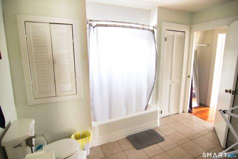 124 Richards Street West Haven CT 06516