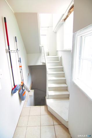 124 Richards Street West Haven CT 06516