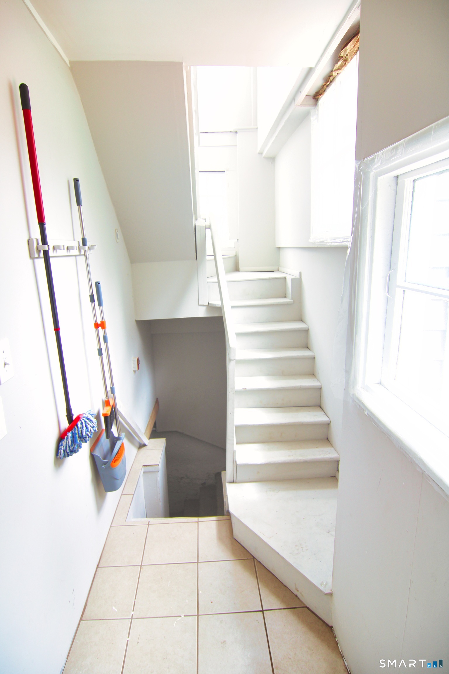 124 Richards Street West Haven CT 06516