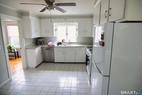 124 Richards Street West Haven CT 06516