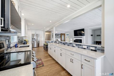 331 Halladay Drive Suffield CT 06093
