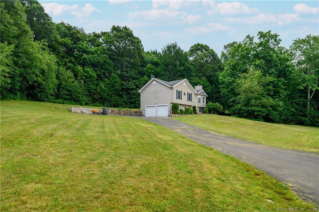 17 Fieldstone Terrace Naugatuck CT 06770
