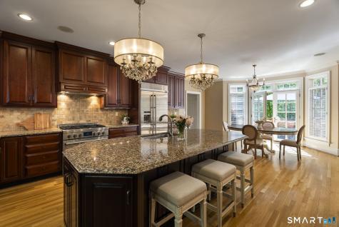 5 Grosvenor Place Farmington CT 06032