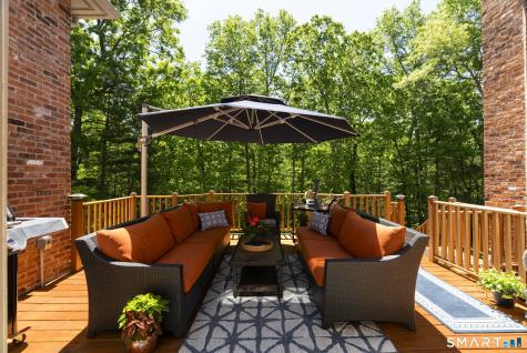 5 Grosvenor Place Farmington CT 06032