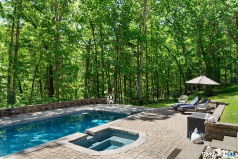 5 Grosvenor Place Farmington CT 06032