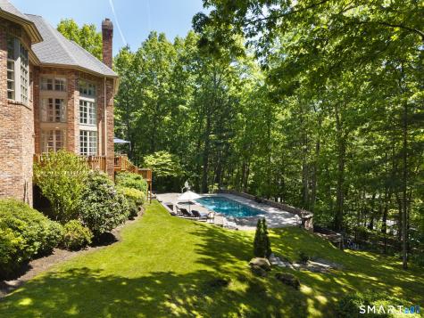 5 Grosvenor Place Farmington CT 06032
