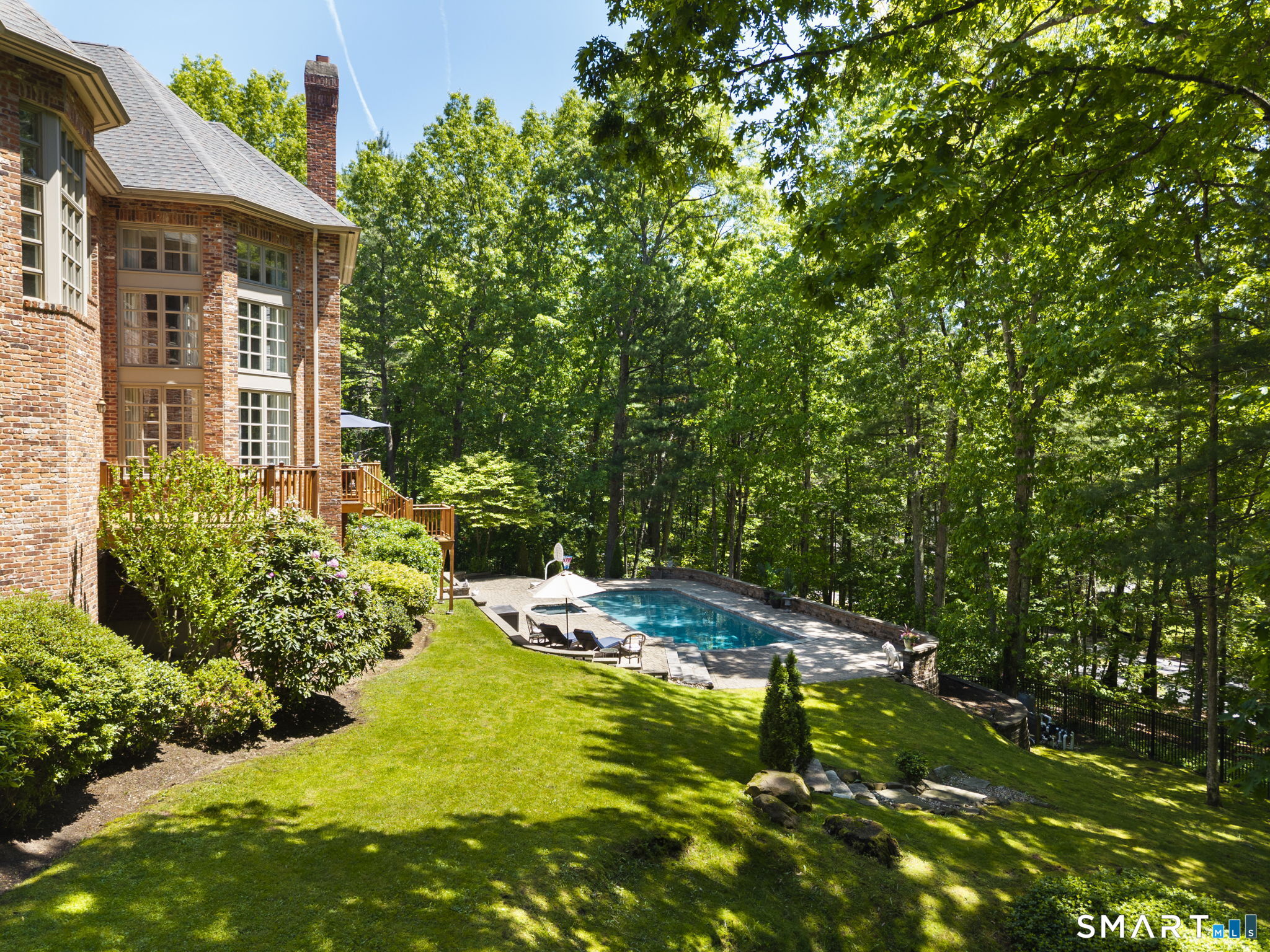 5 Grosvenor Place Farmington CT 06032