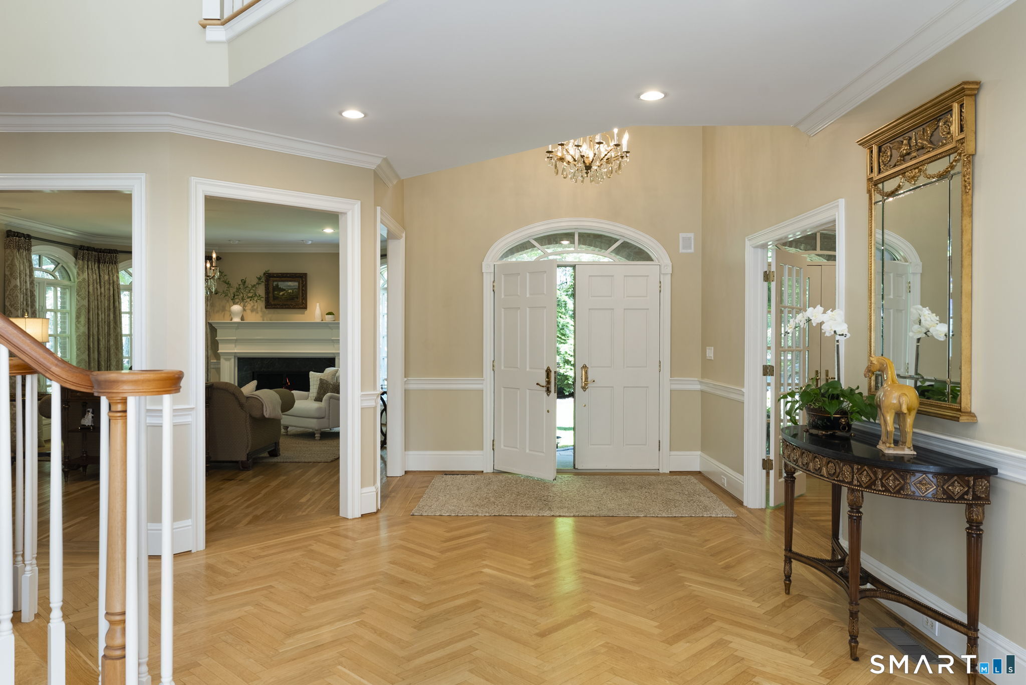 5 Grosvenor Place Farmington CT 06032