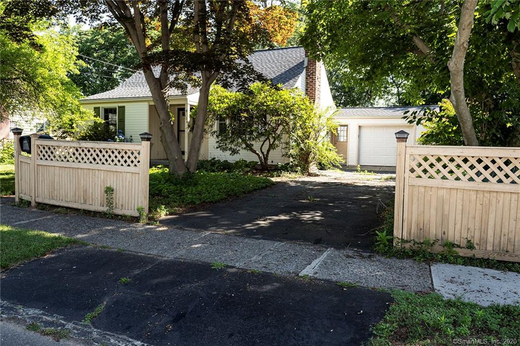 104 Knobb Hill Road Milford CT 06460