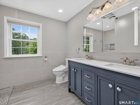 16 Cardinal Road East Lyme CT 06333