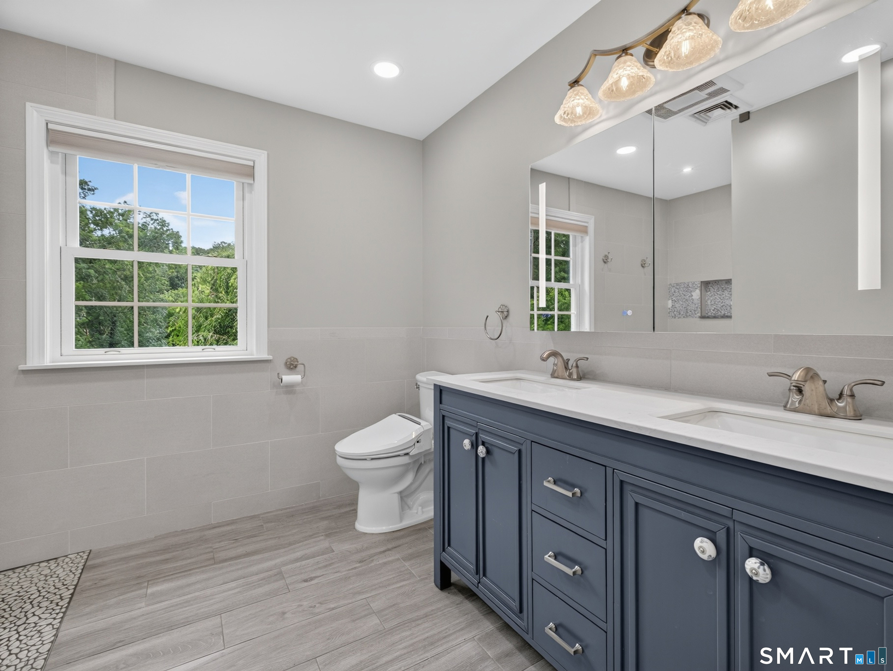 16 Cardinal Road East Lyme CT 06333