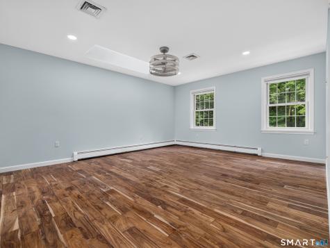 16 Cardinal Road East Lyme CT 06333