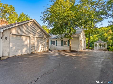 16 Cardinal Road East Lyme CT 06333