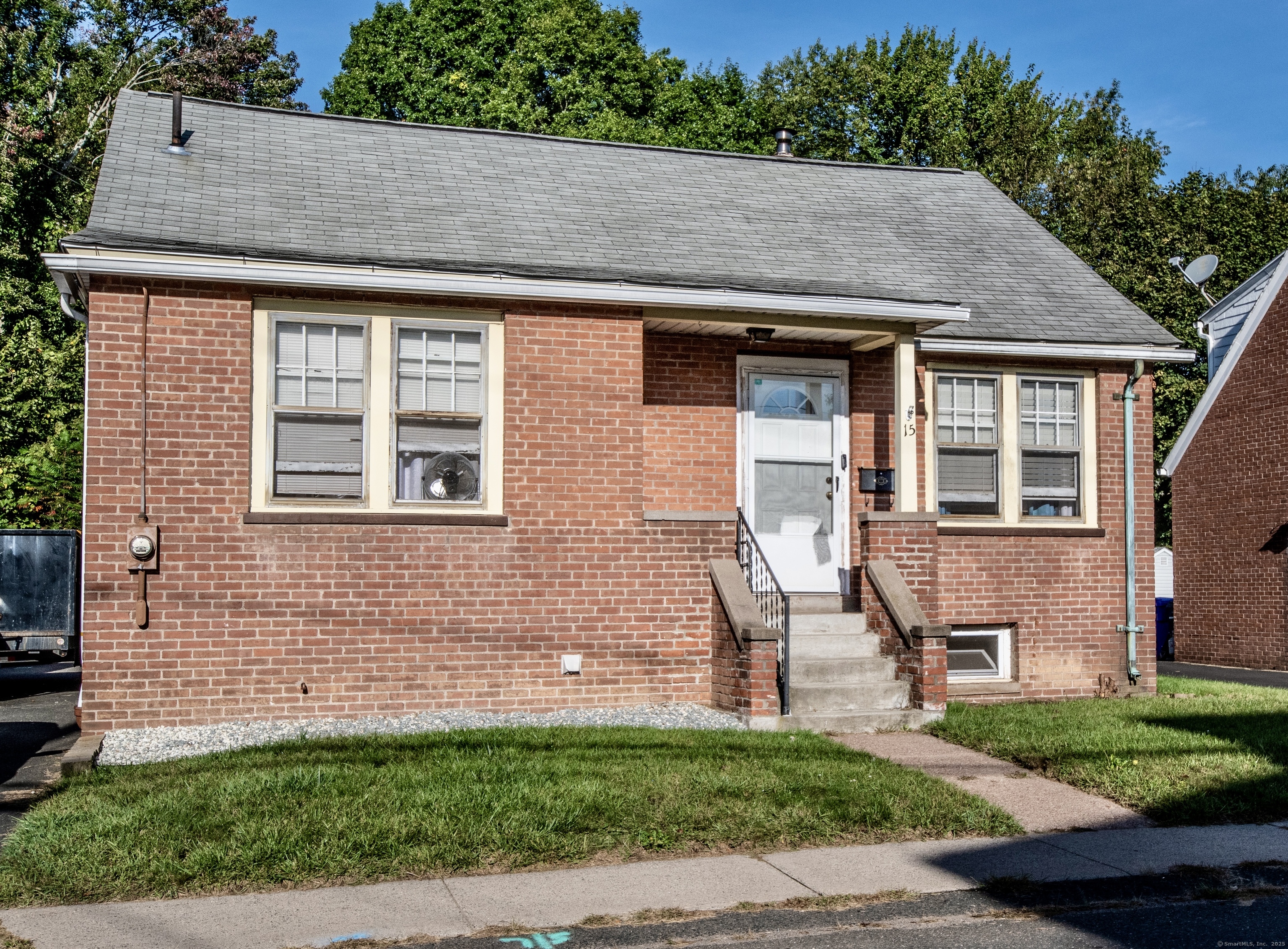 15 Summer Street Enfield CT 06082