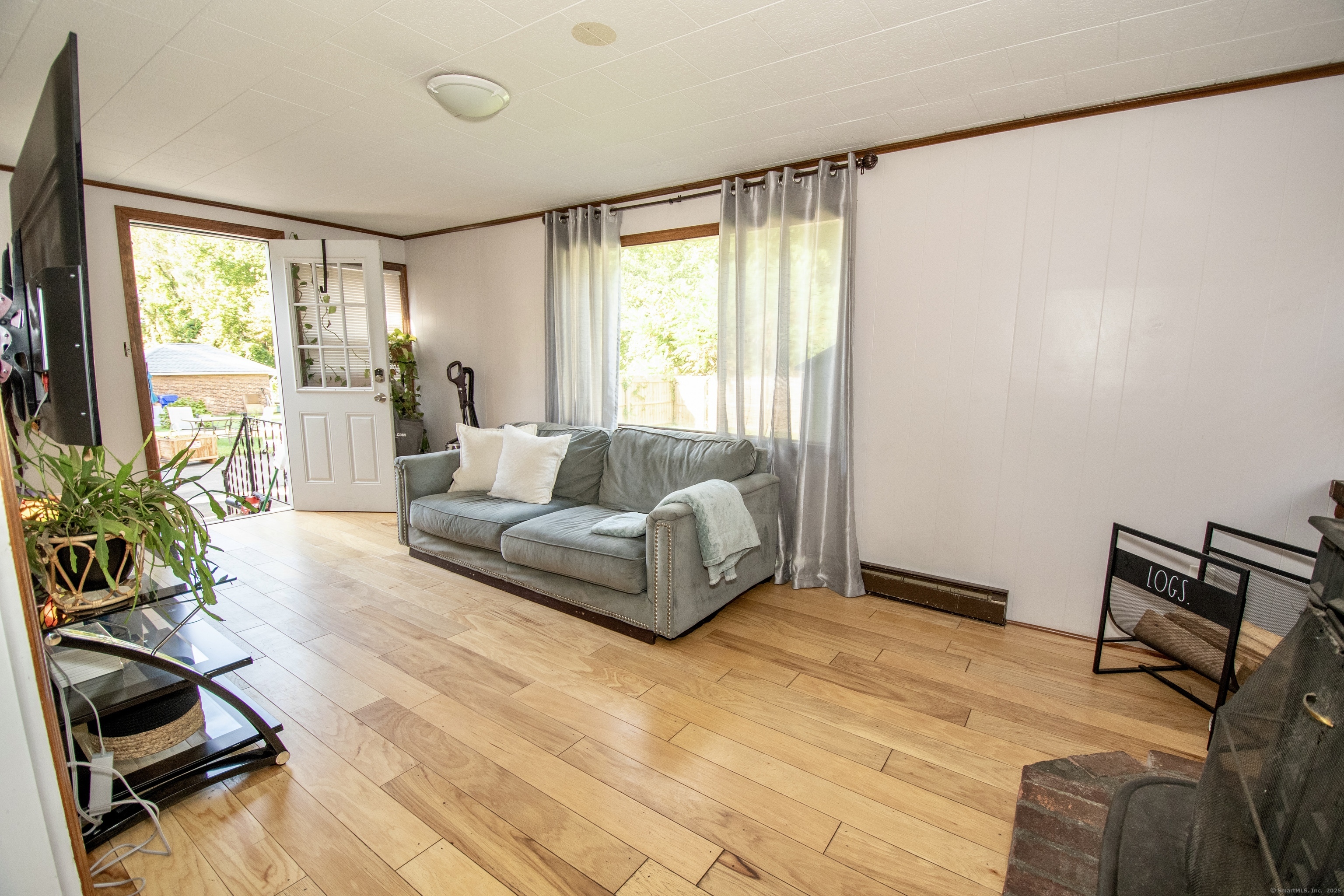 15 Summer Street Enfield CT 06082