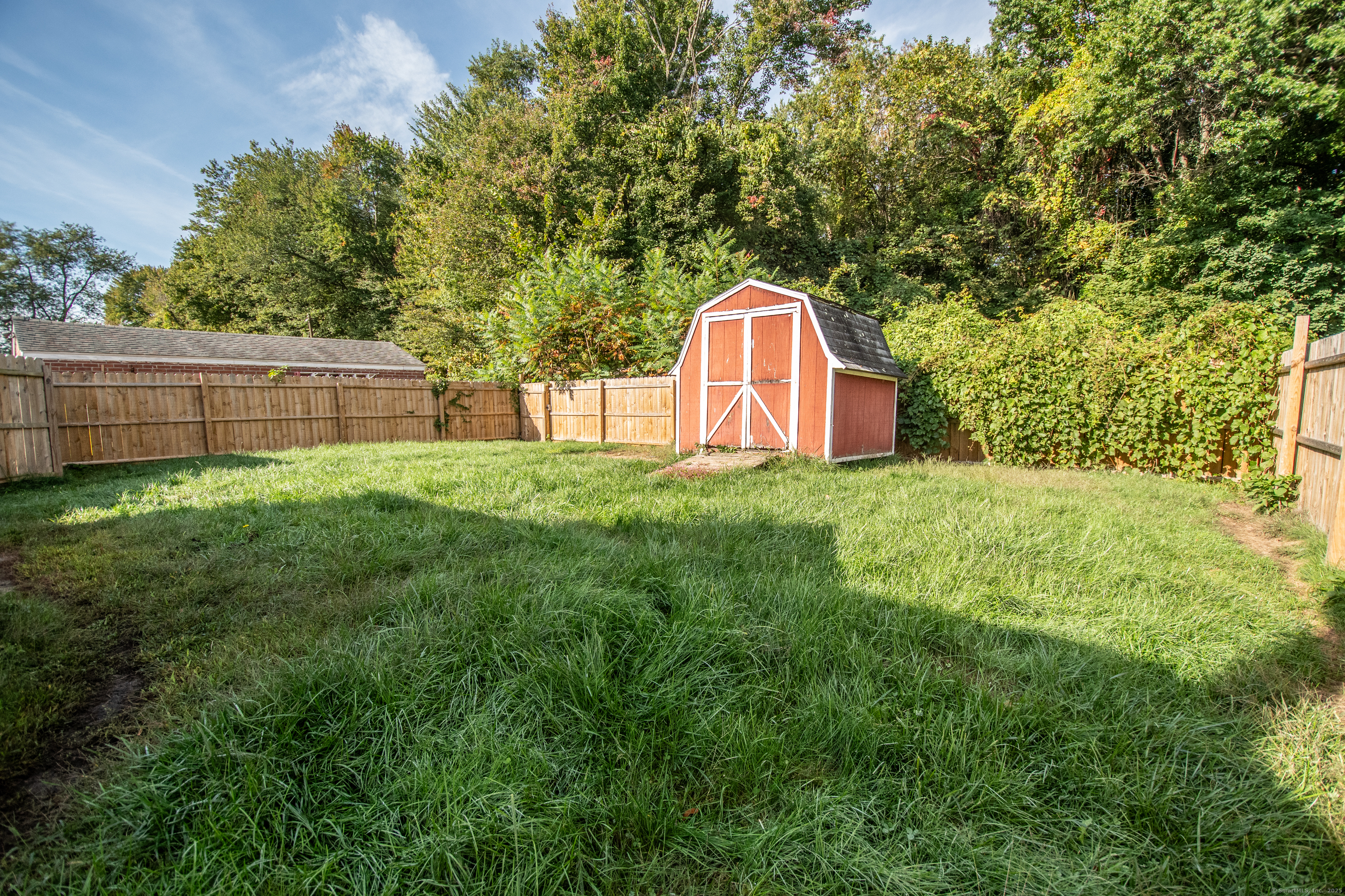 15 Summer Street Enfield CT 06082