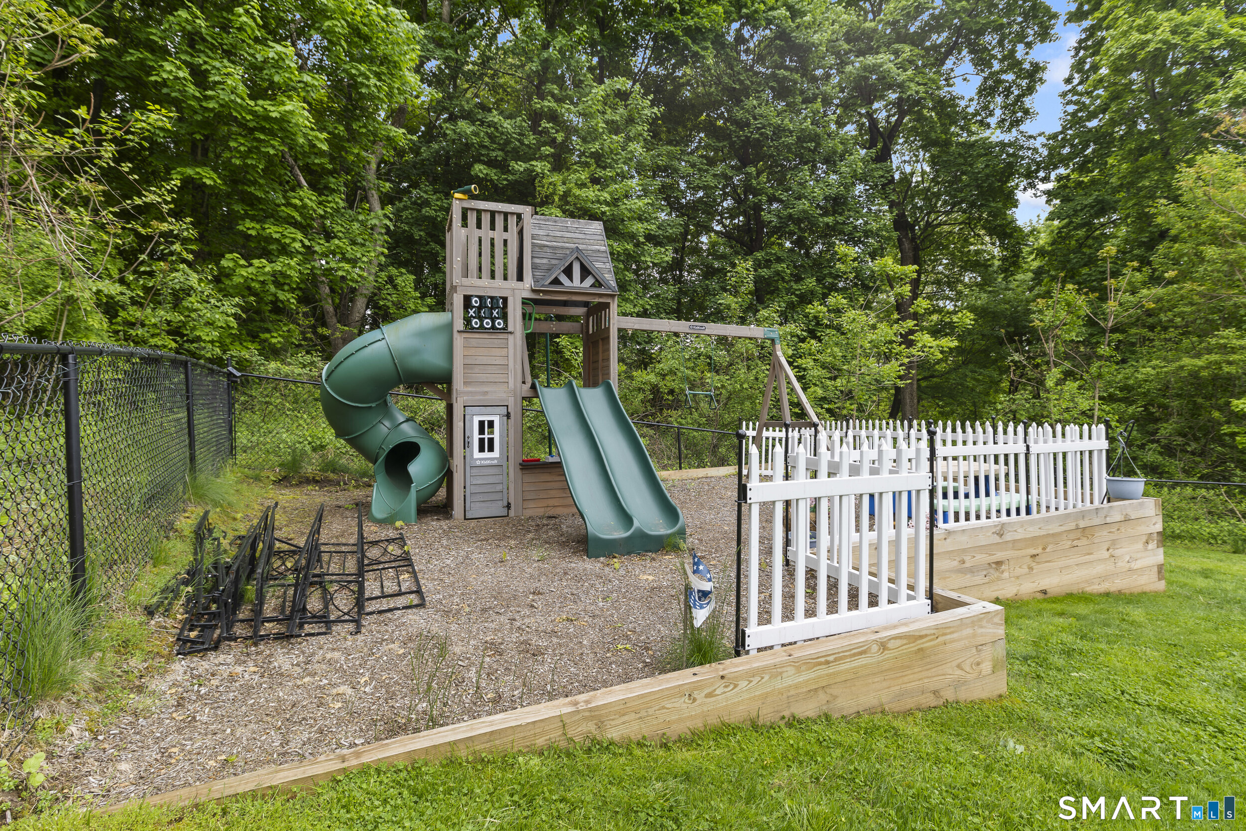55 Hoyts Hill Bethel CT 06801