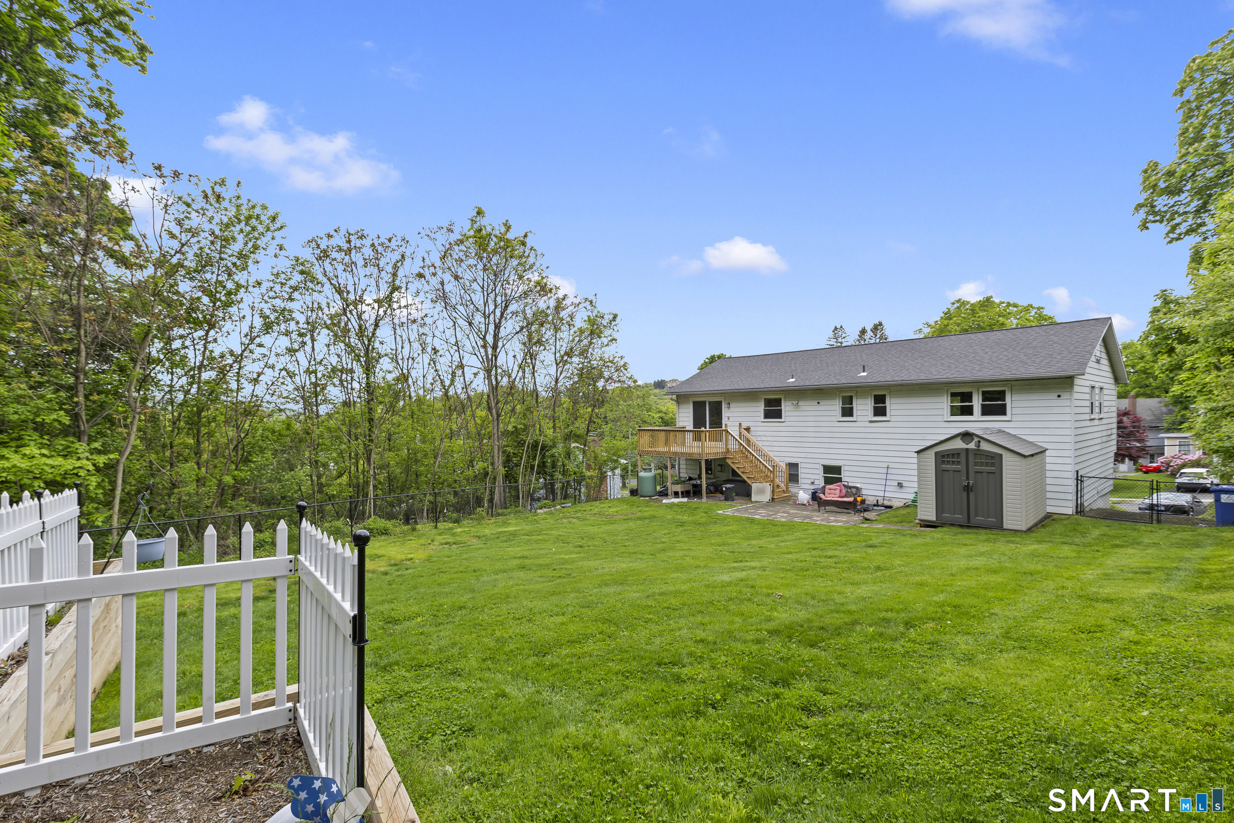 55 Hoyts Hill Bethel CT 06801