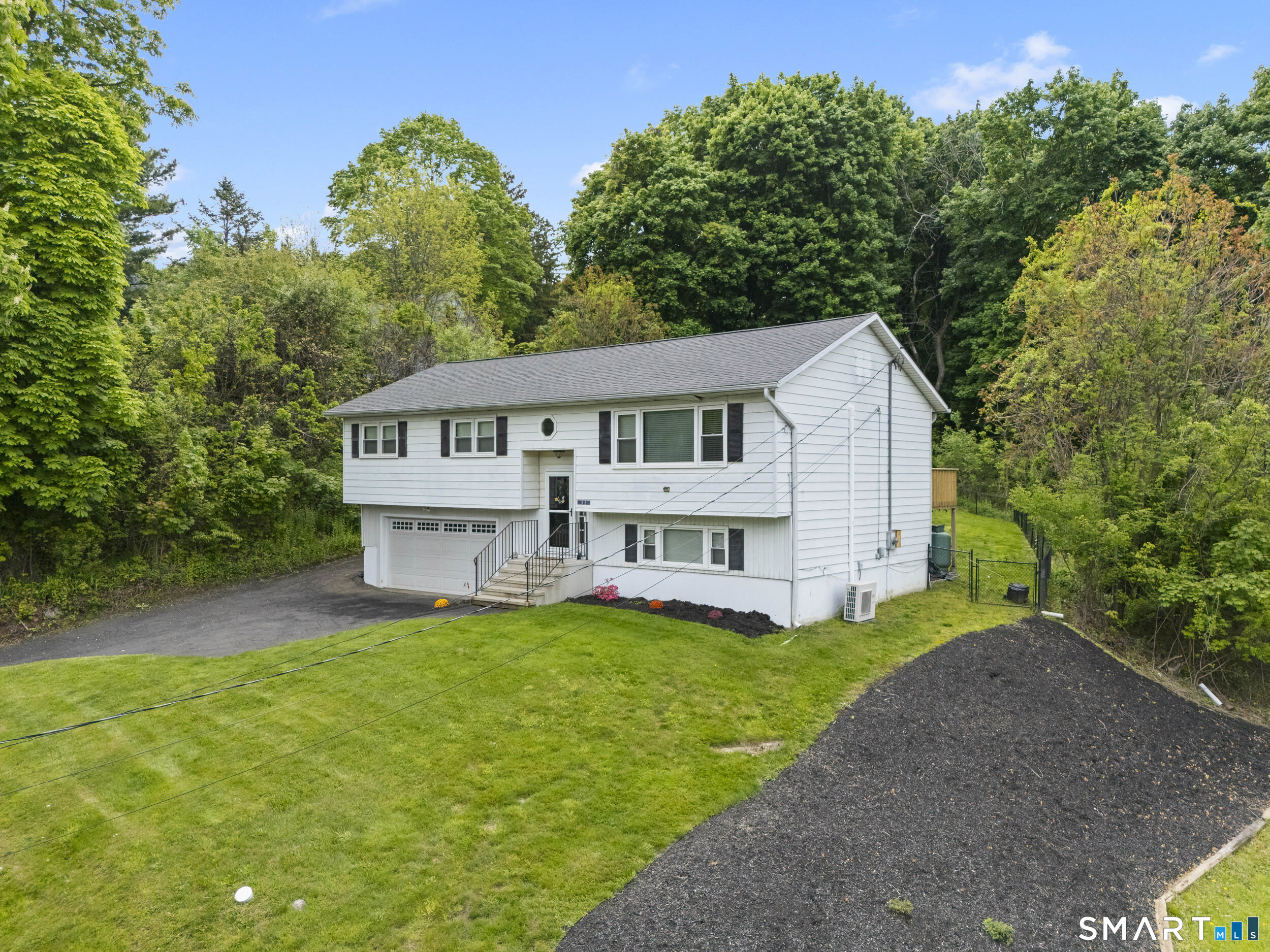 55 Hoyts Hill Bethel CT 06801