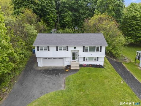 55 Hoyts Hill Bethel CT 06801