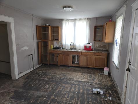 104 Gale Avenue Meriden CT 06450