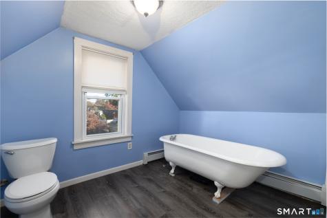 182 North Elm Street Manchester CT 06042